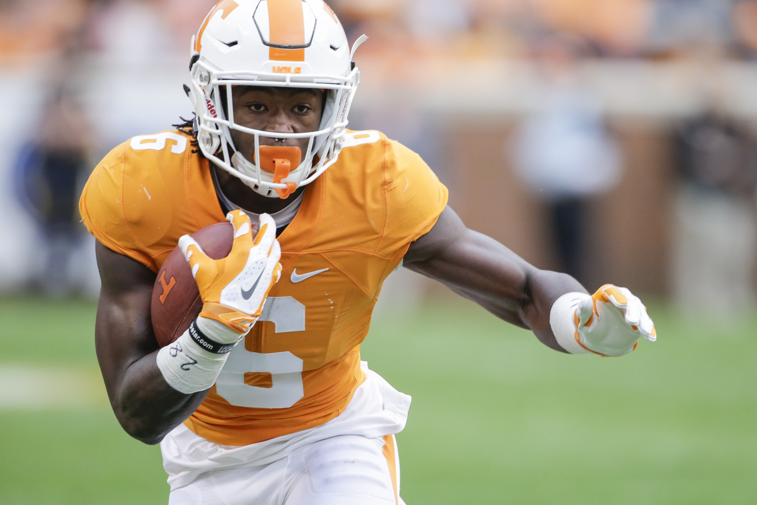 Saints Draft Rb Alvin Kamara To Join Adrian Peterson And Mark