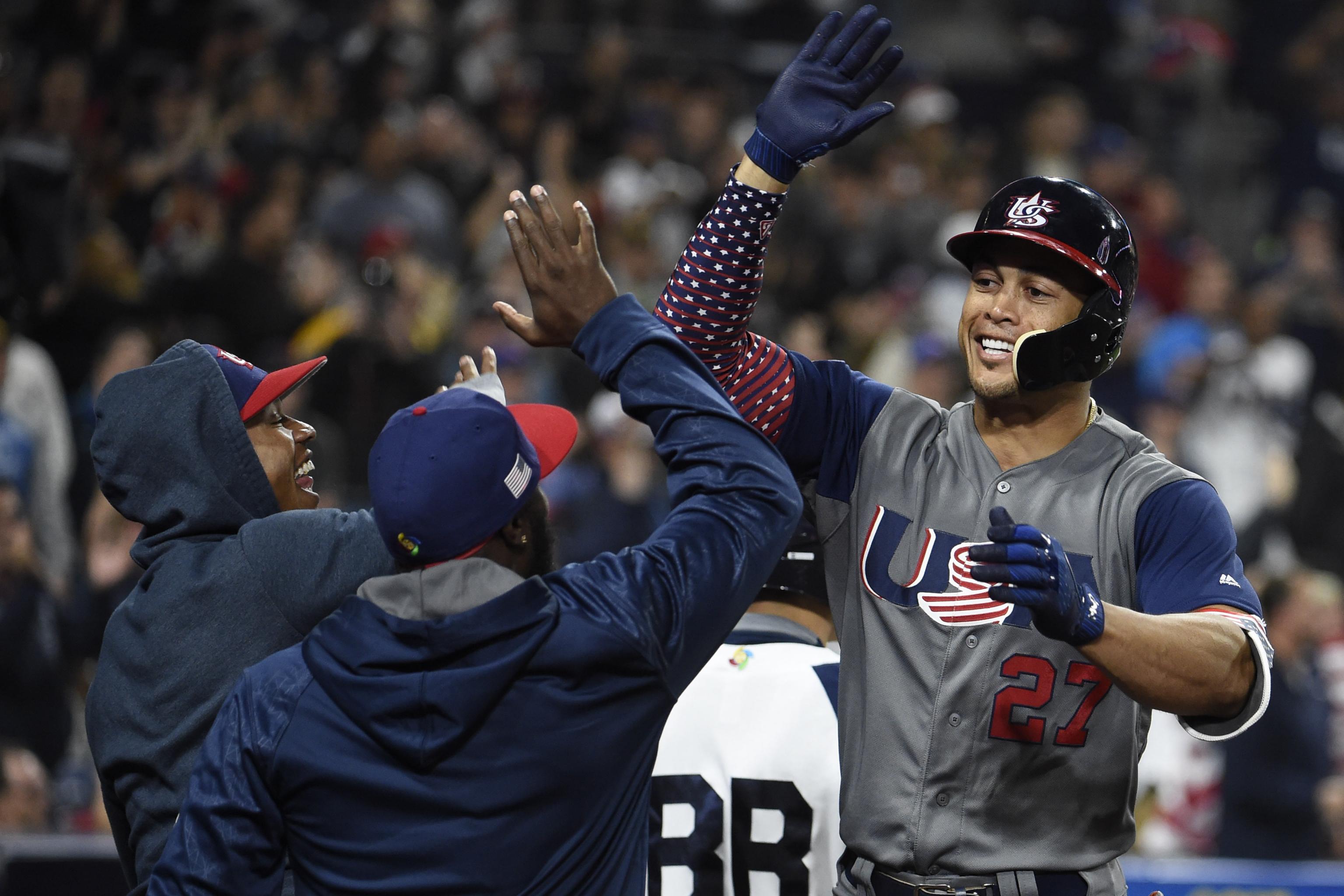 Dodgers' Clayton Kershaw to Play for Team USA in 2023 World Baseball  Classic, News, Scores, Highlights, Stats, and Rumors