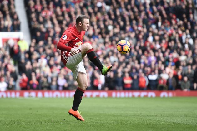 Manchester United's English striker Wayne Rooney controls the ball during the English Premier League football match between Manchester United and Bournemouth at Old Trafford in Manchester, north west England, on March 4, 2017. / AFP PHOTO / Oli SCARFF / RESTRICTED TO EDITORIAL USE. No use with unauthorized audio, video, data, fixture lists, club/league logos or 'live' services. Online in-match use limited to 75 images, no video emulation. No use in betting, games or single club/league/player publications.  /         (Photo credit should read OLI SCARFF/AFP/Getty Images)