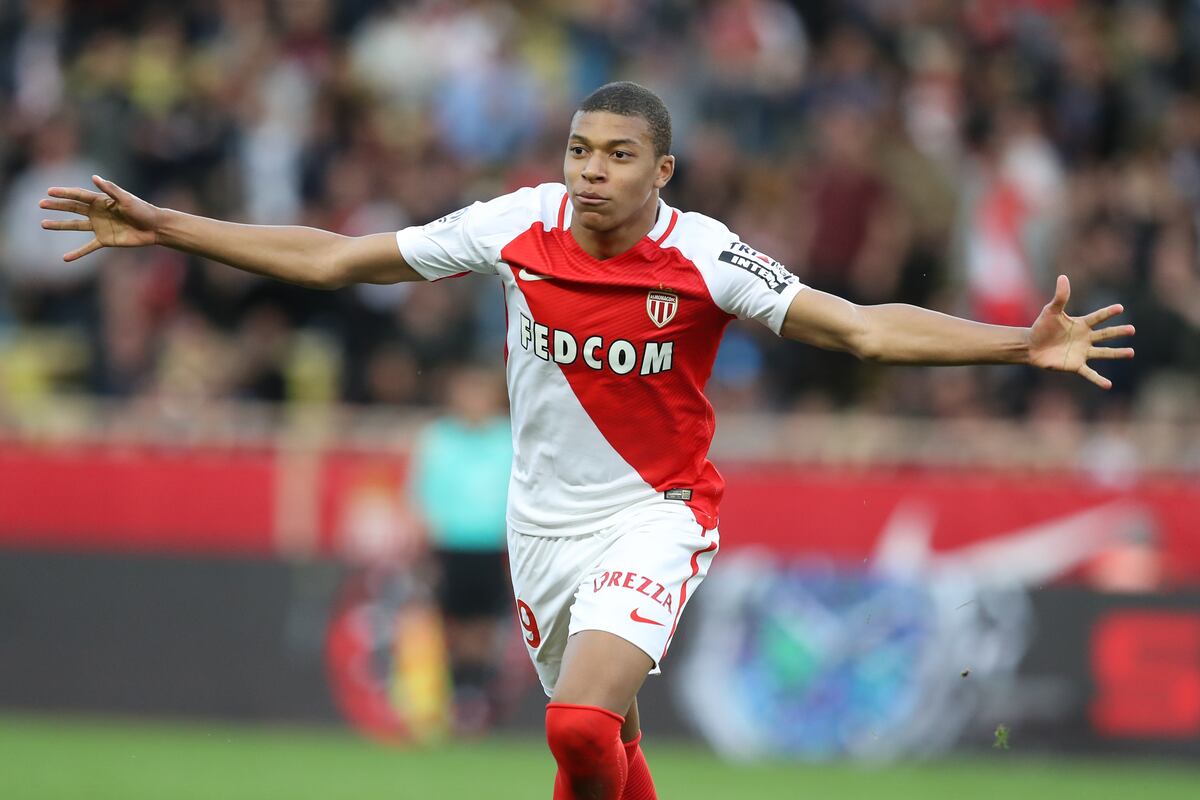 Manchester United Transfer News: Latest Kylian Mbappe ...