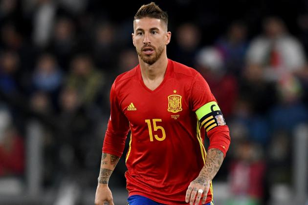 TURIN, ITALY - OCTOBER 06: Sergio Ramos of Spain in action during the FIFA 2018 World Cup Qualifier between Italy and Spain at Juventus Stadium on October 6, 2016 in Turin, Italy. (Photo by Claudio Villa/Getty Images)