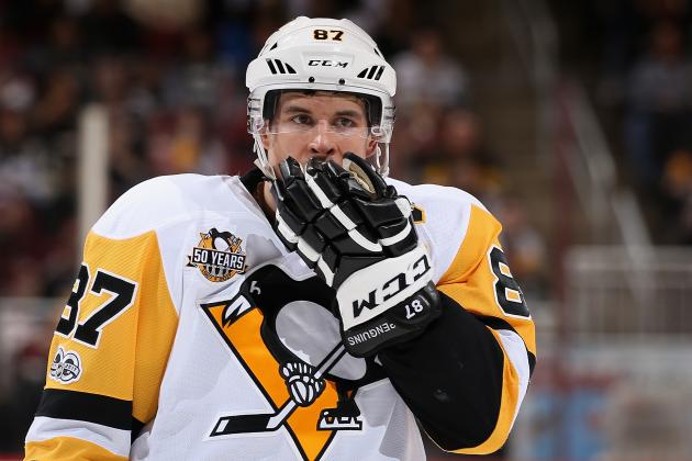 GLENDALE, AZ - FEBRUARY 11:  Sidney Crosby #87 of the Pittsburgh Penguins skates up to a face off against the Arizona Coyotes during the NHL game at Gila River Arena on February 11, 2017 in Glendale, Arizona. The Coyotes defeated the Penguins 4-3 in overtime.  (Photo by Christian Petersen/Getty Images)