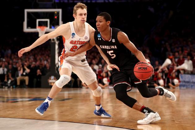 NEW YORK, NY - MARCH 26:  PJ Dozier #15 of the South Carolina Gamecocks drives to the basket against Canyon Barry #24 of the Florida Gators during the 2017 NCAA Men's Basketball Tournament East Regional at Madison Square Garden on March 26, 2017 in New York City.  (Photo by Maddie Meyer/Getty Images)