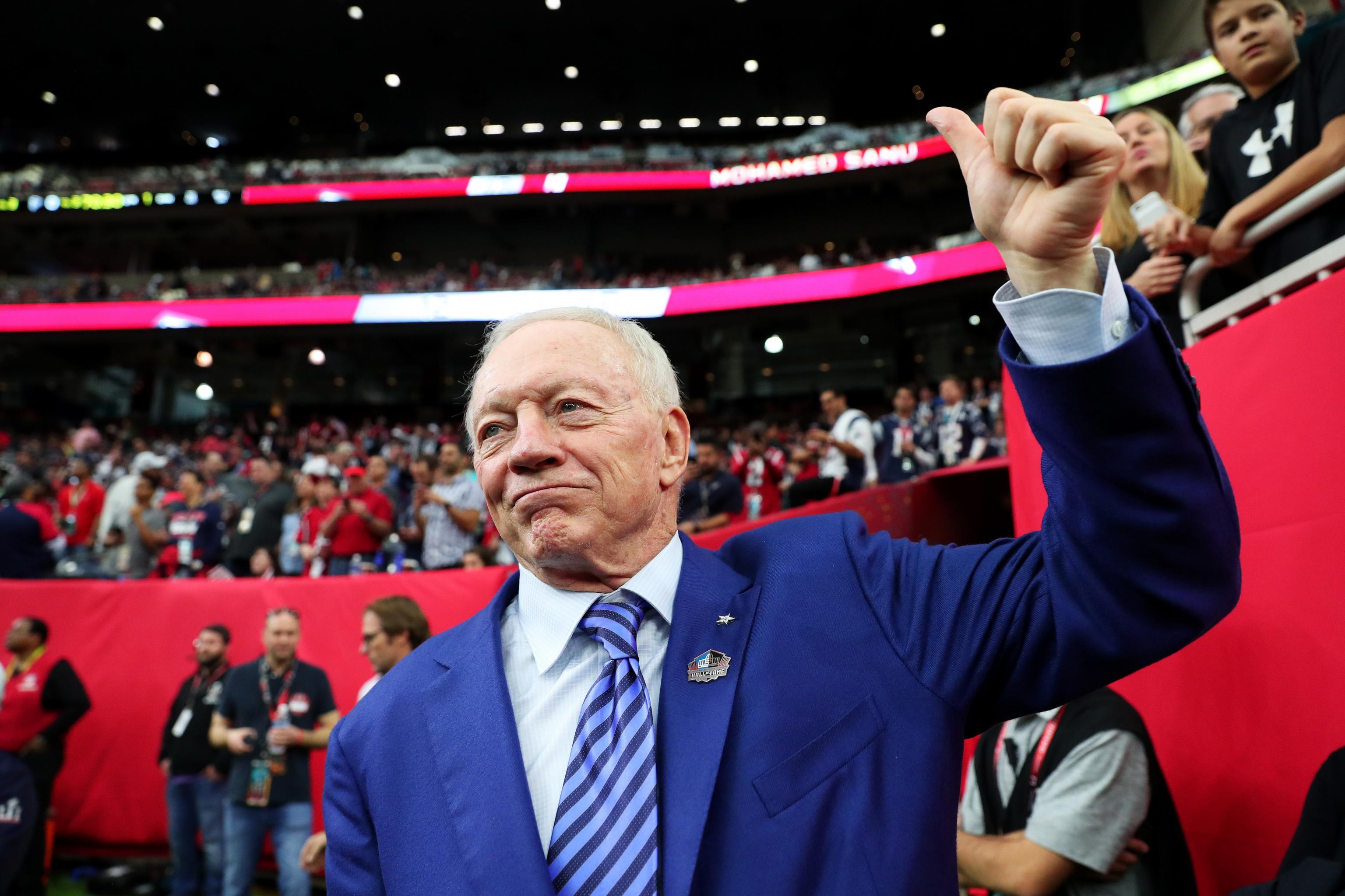 Jerry Jones Played Key Role in Rams Relocation