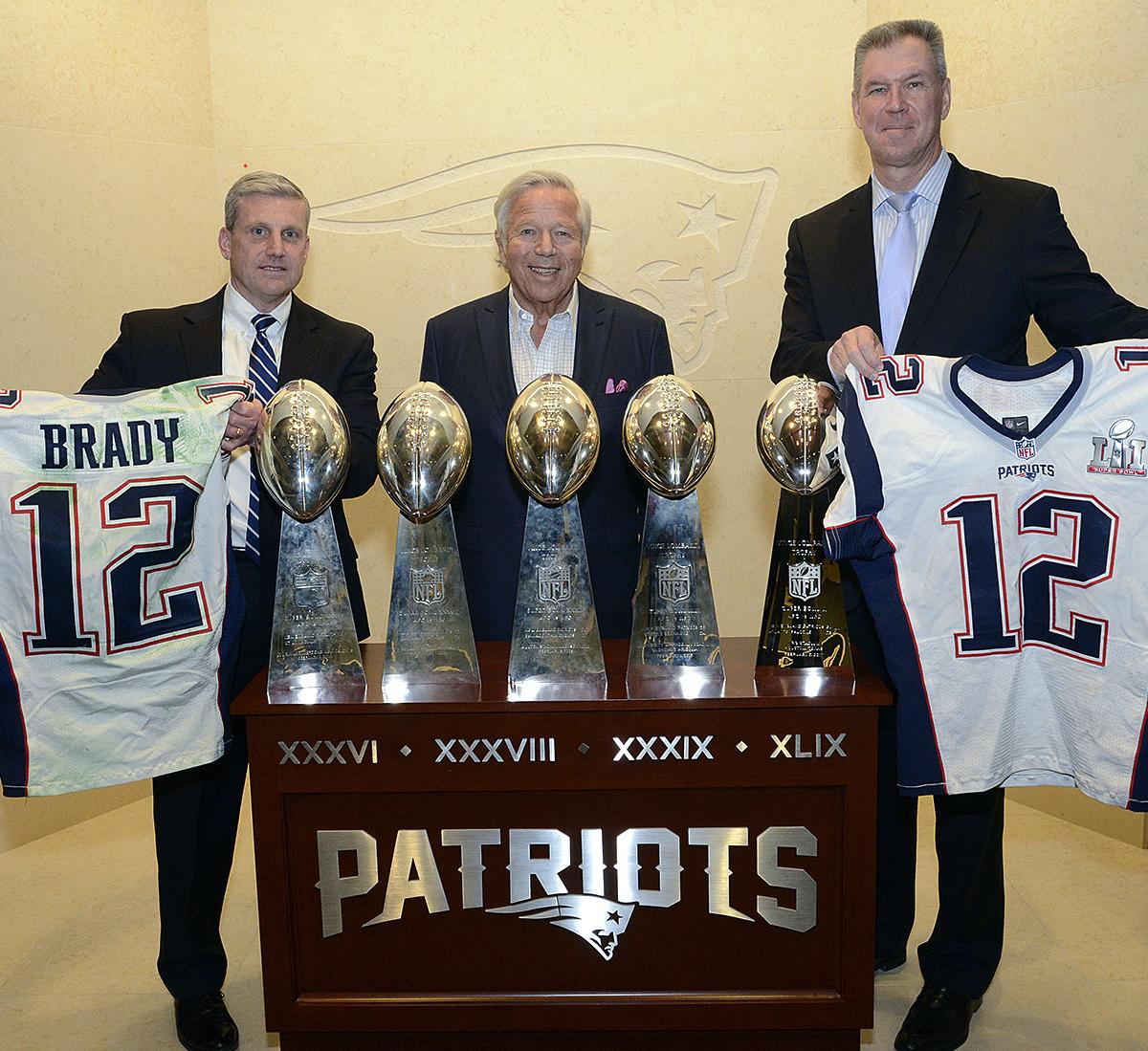 Tom Brady Given Stolen Super Bowl Jerseys by Patriots Owner Robert