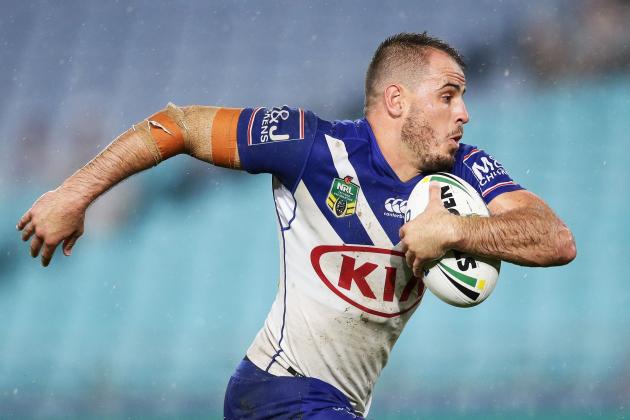 SYDNEY, AUSTRALIA - MARCH 30:  Josh Reynolds of the Bulldogs runs with the ball during the round five NRL match between the Canterbury Bulldogs and the Brisbane Broncos at ANZ Stadium on March 30, 2017 in Sydney, Australia.  (Photo by Matt King/Getty Images)