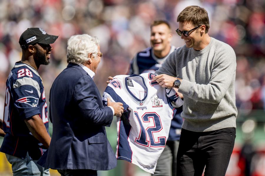 19-Year-Old Patriots Fan Helped Recover Tom Brady's Stolen Super