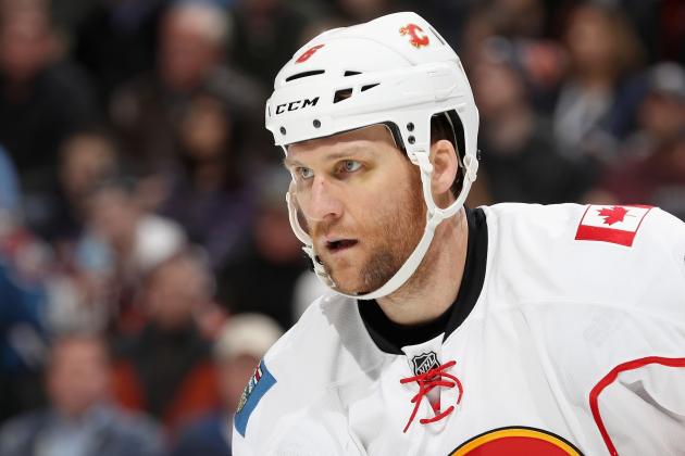 DENVER, CO - DECEMBER 27:  Dennis Wideman #6 of the Calagary Flames plays the Colorado Avalanche at the Pepsi Center on December 27, 2016 in Denver, Colorado.  (Photo by Matthew Stockman/Getty Images)