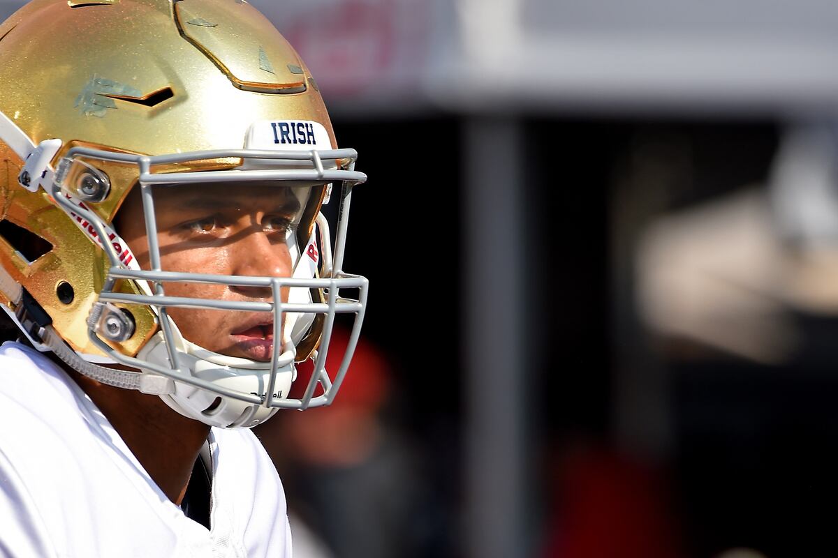 Best Players Still Available For NFL Draft Day 2