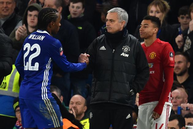 Manchester United's Portuguese manager Jose Mourinho (C) gestures to Chelsea's Brazilian midfielder Willian as he comes off during the English FA Cup quarter final football match between Chelsea and Manchester United at Stamford Bridge in London on March 13, 2017. / AFP PHOTO / Glyn KIRK / RESTRICTED TO EDITORIAL USE. No use with unauthorized audio, video, data, fixture lists, club/league logos or 'live' services. Online in-match use limited to 75 images, no video emulation. No use in betting, games or single club/league/player publications.  /         (Photo credit should read GLYN KIRK/AFP/Getty Images)