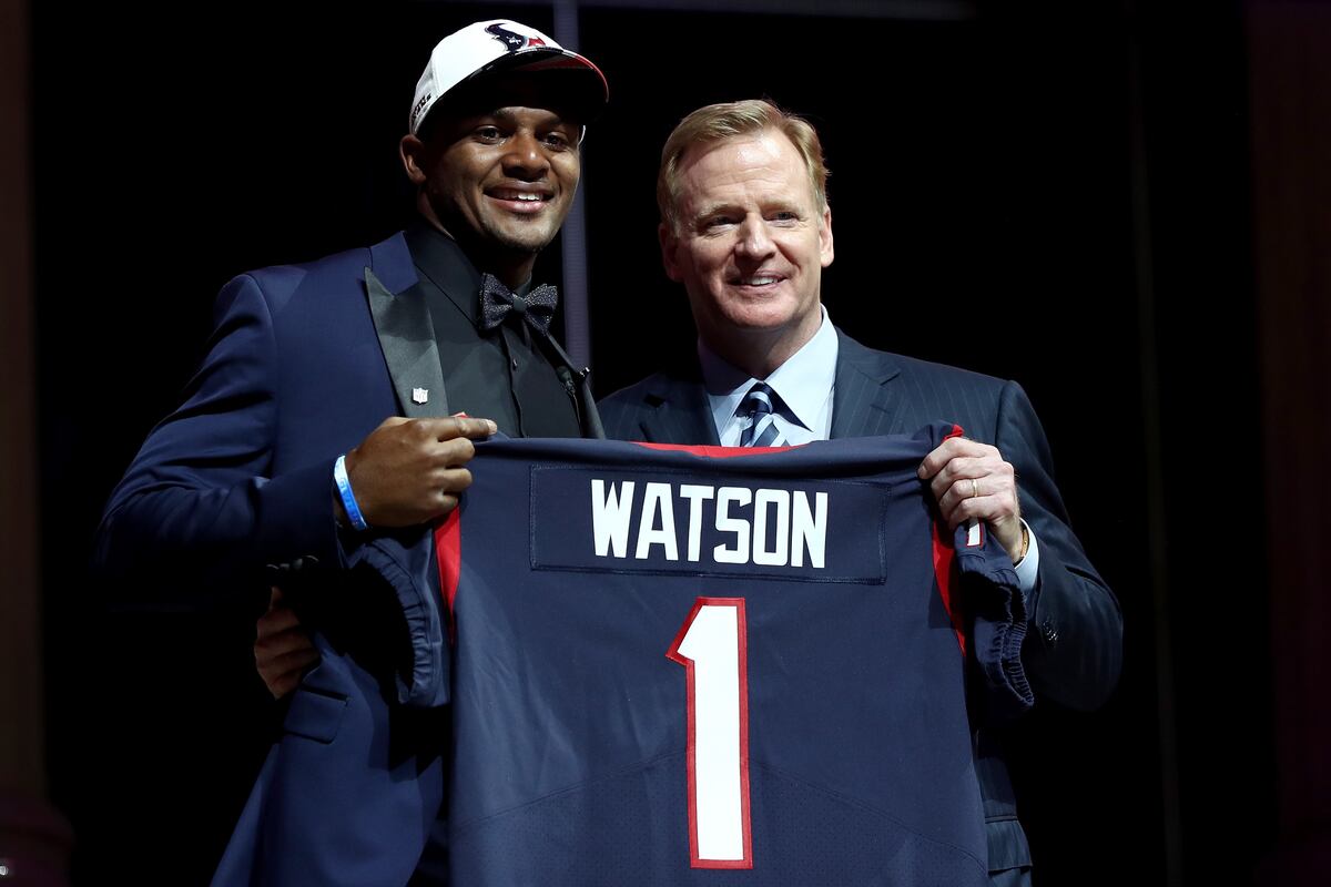 NFL Draft 2017 Results: The Biggest Steals, Reaches and Surprises from