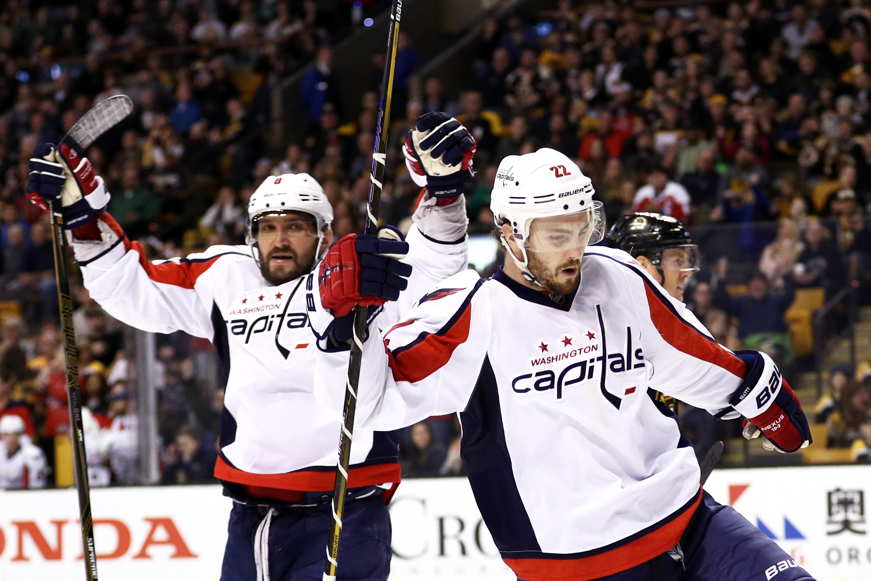 Matt Niskanen says crosscheck to Sidney Crosby unintentional