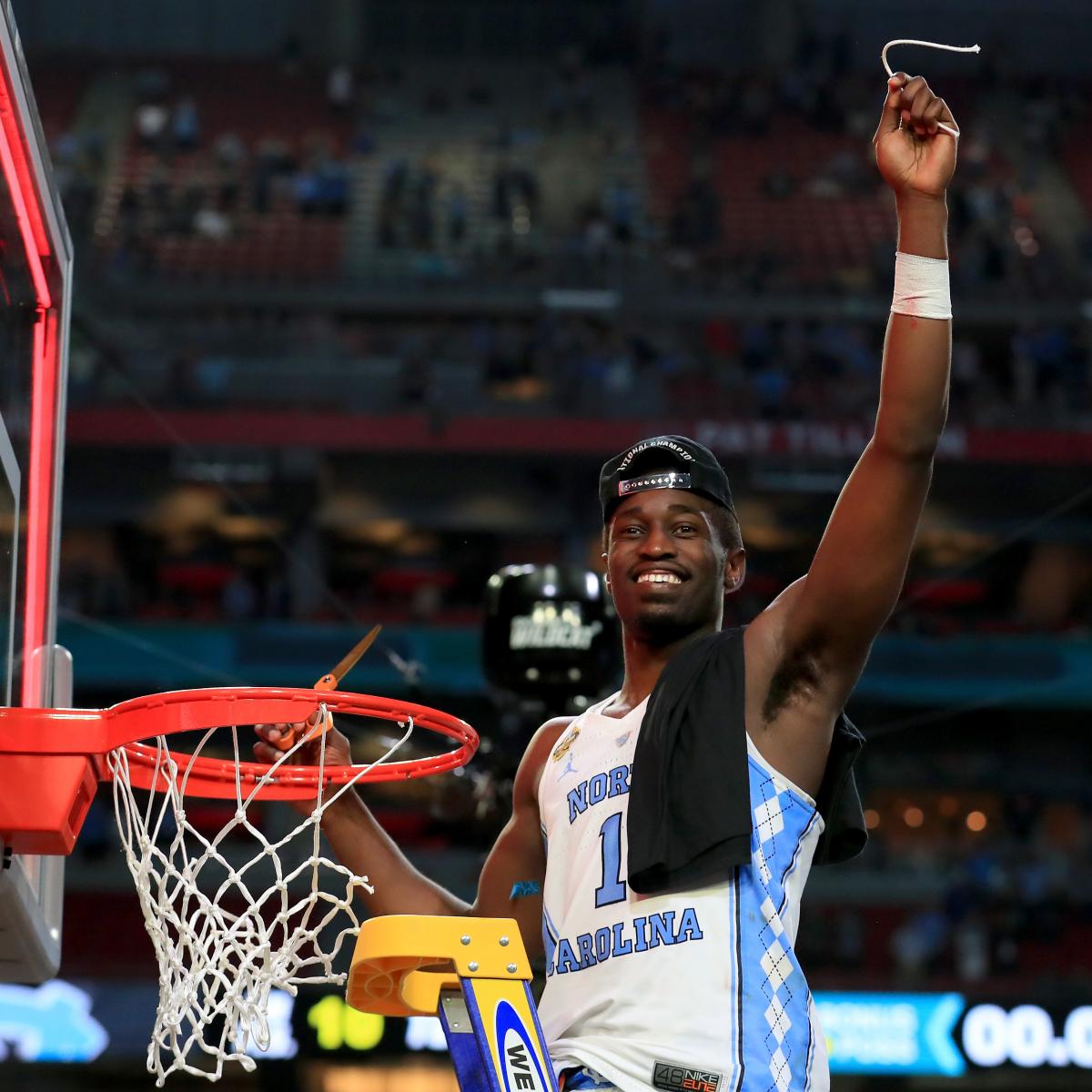Theo Pinson opts to return to UNC for his senior season