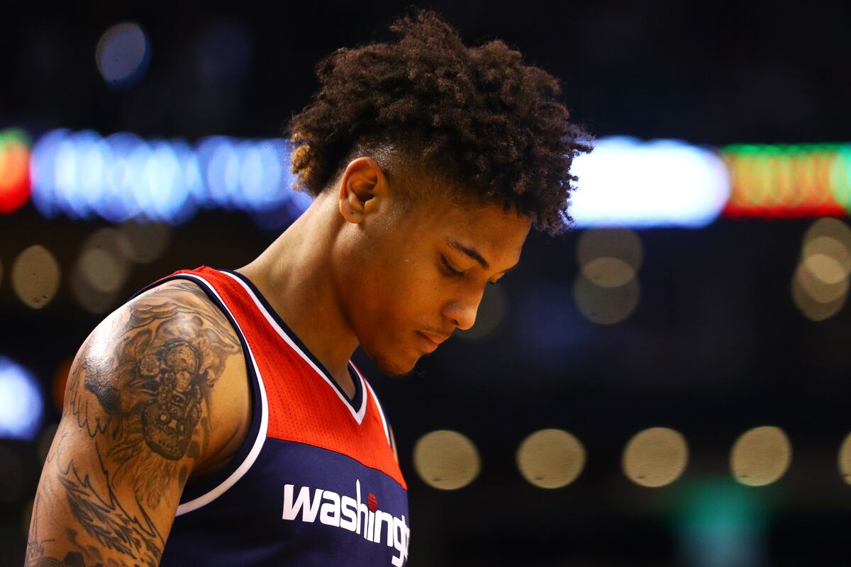 Kelly Oubre Ejected After Shoving Kelly Olynyk vs. Celtics ...