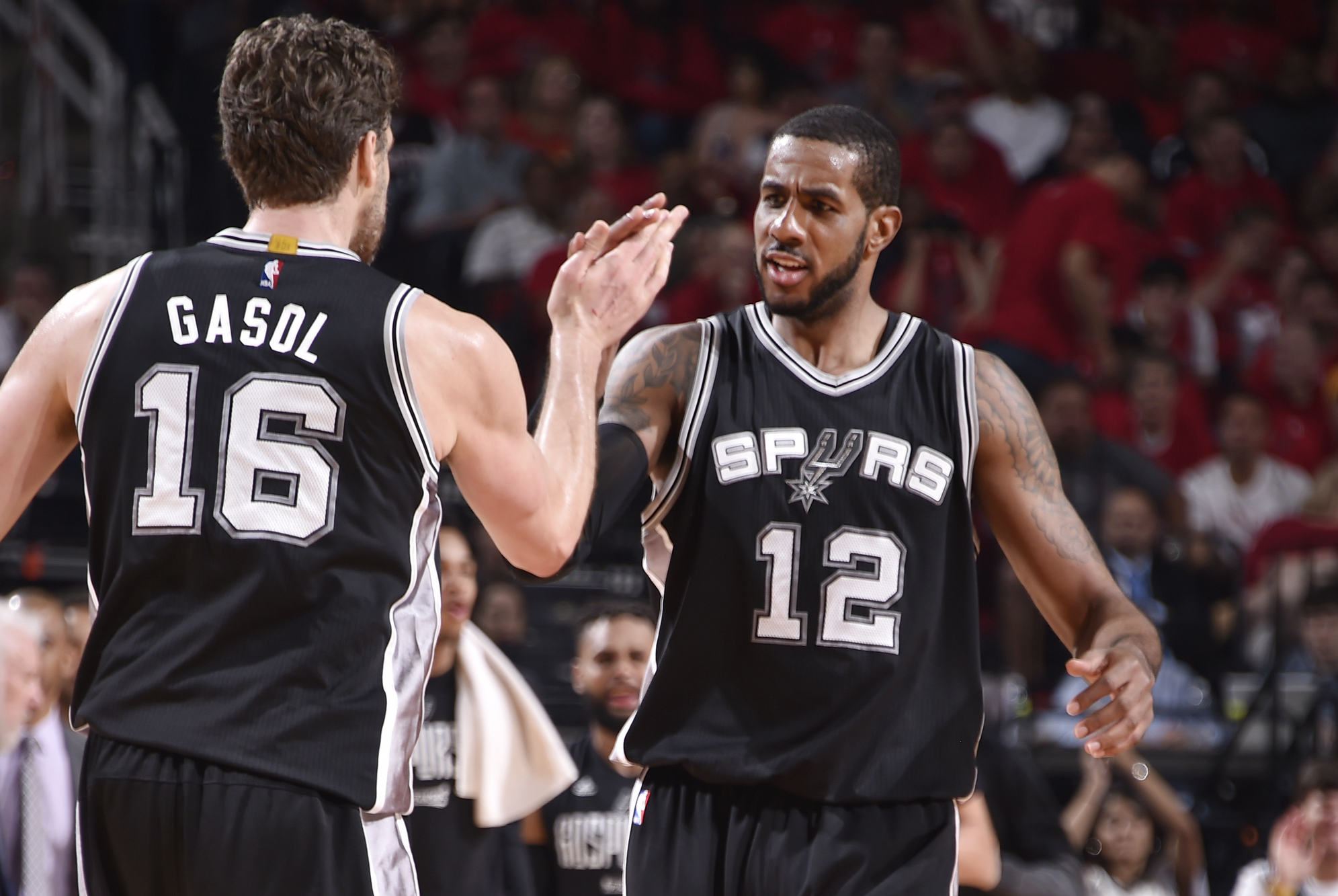 Bleacher Report on X: LaMarcus Aldridge and the Spurs have