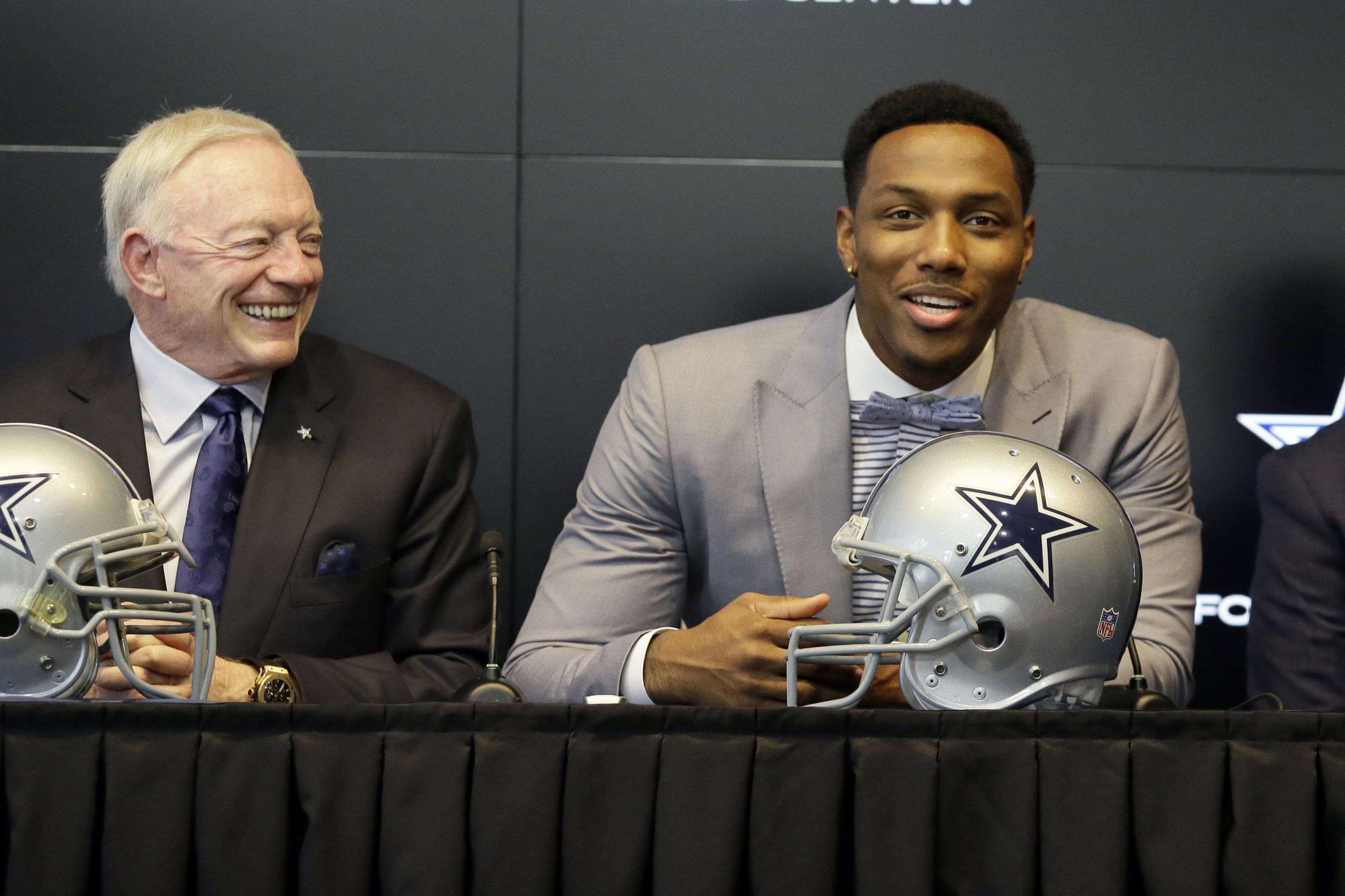 Taco Charlton: Dallas Cowboys rookie partners with Taco Bueno