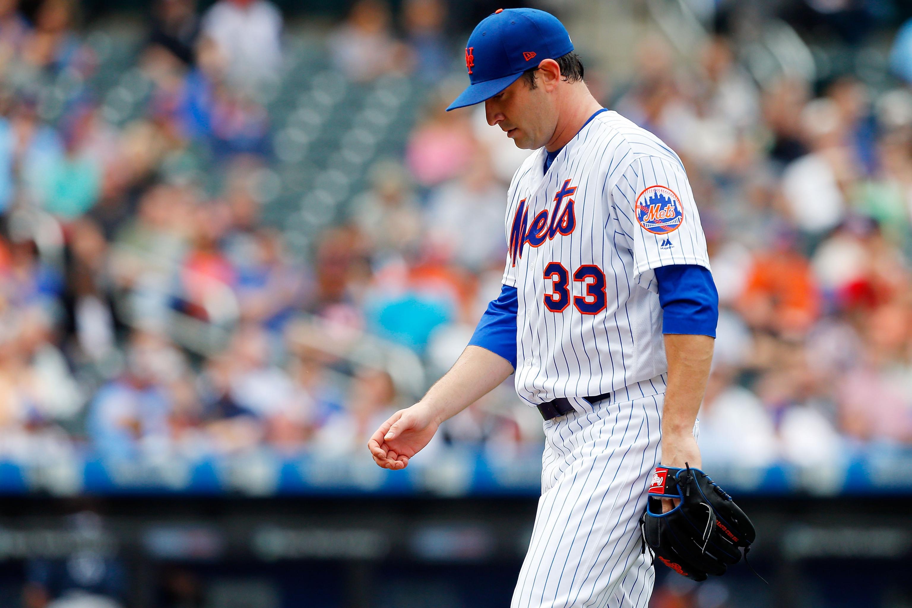 New York Mets pitcher Matt Harvey suspended three days for violating team  rule