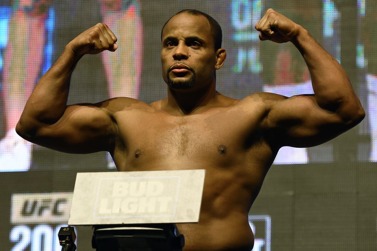 Daniel Cormier Rips Jon Jones, Citing UFC Star's Legal Issues, Failed Drug Tests | Bleacher ...