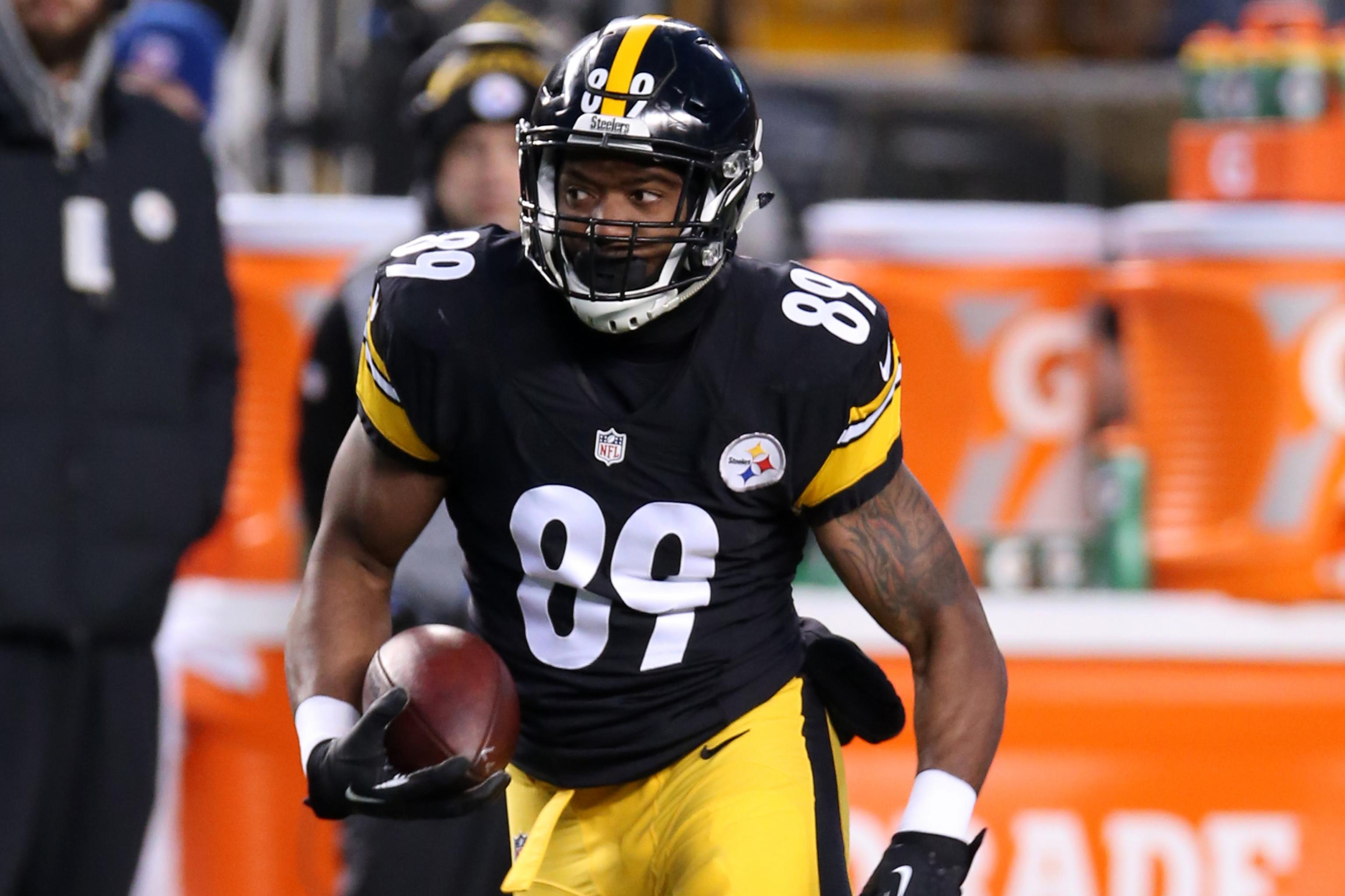 Ladarius Green Released by Steelers After 1 Season Due to Failed Physical, News, Scores, Highlights, Stats, and Rumors