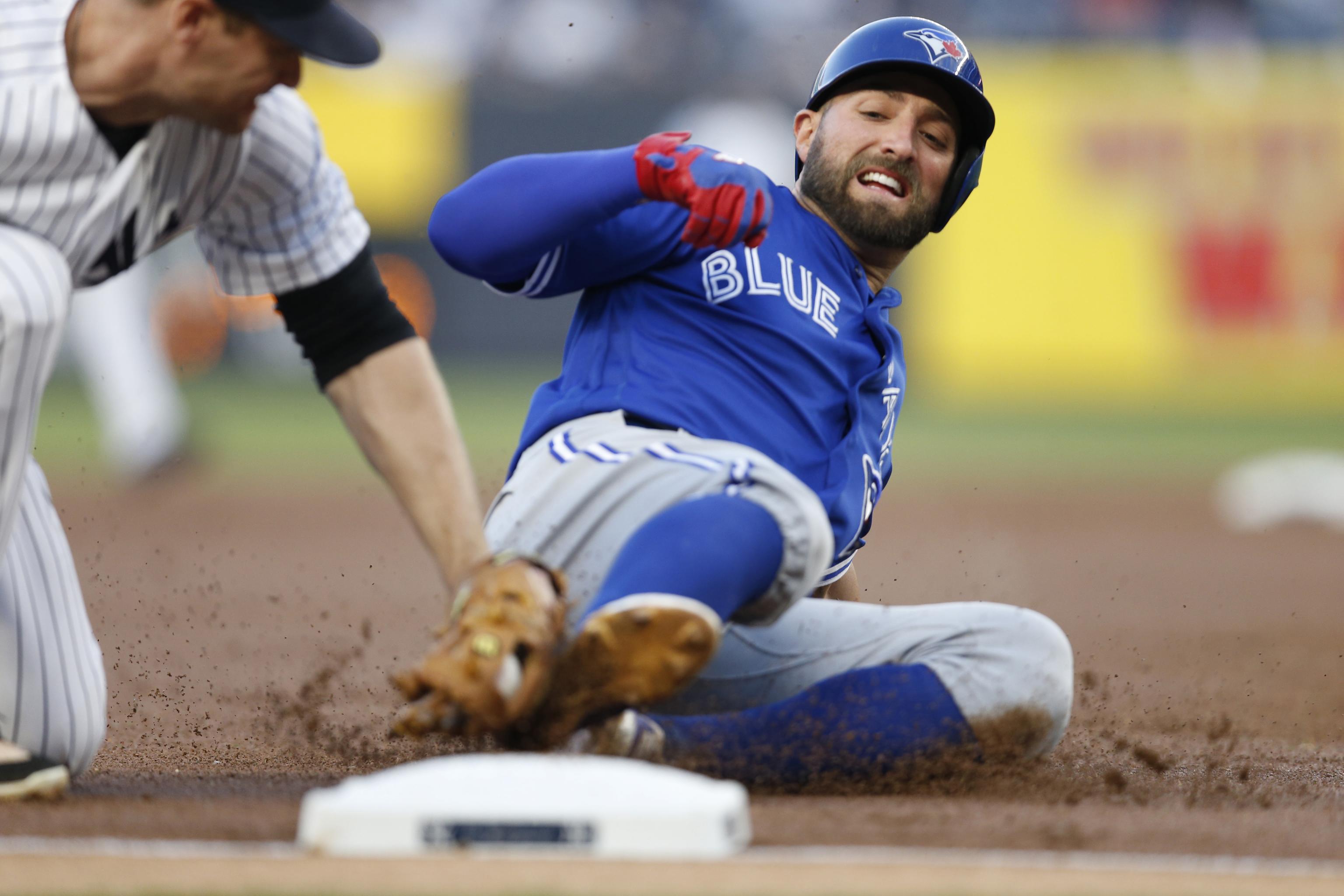Mets' Kevin Pillar used to mask but not 'rude' taunts