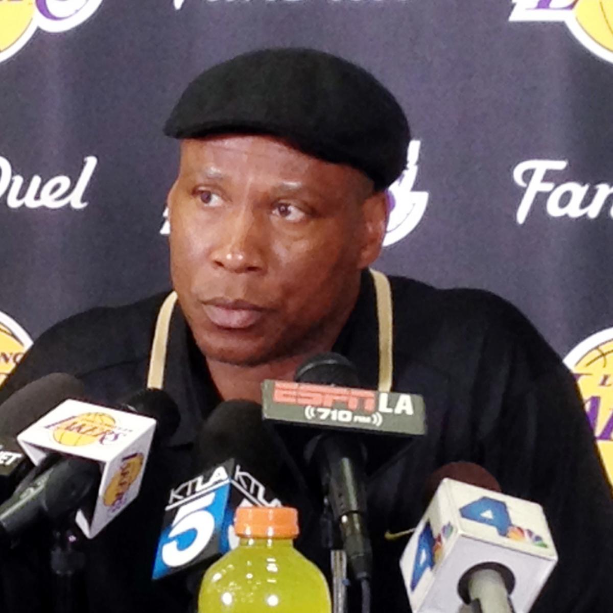 LaVar Ball Has a 'Big Ego,' Is 'Sticking His Foot in His Mouth,' Per