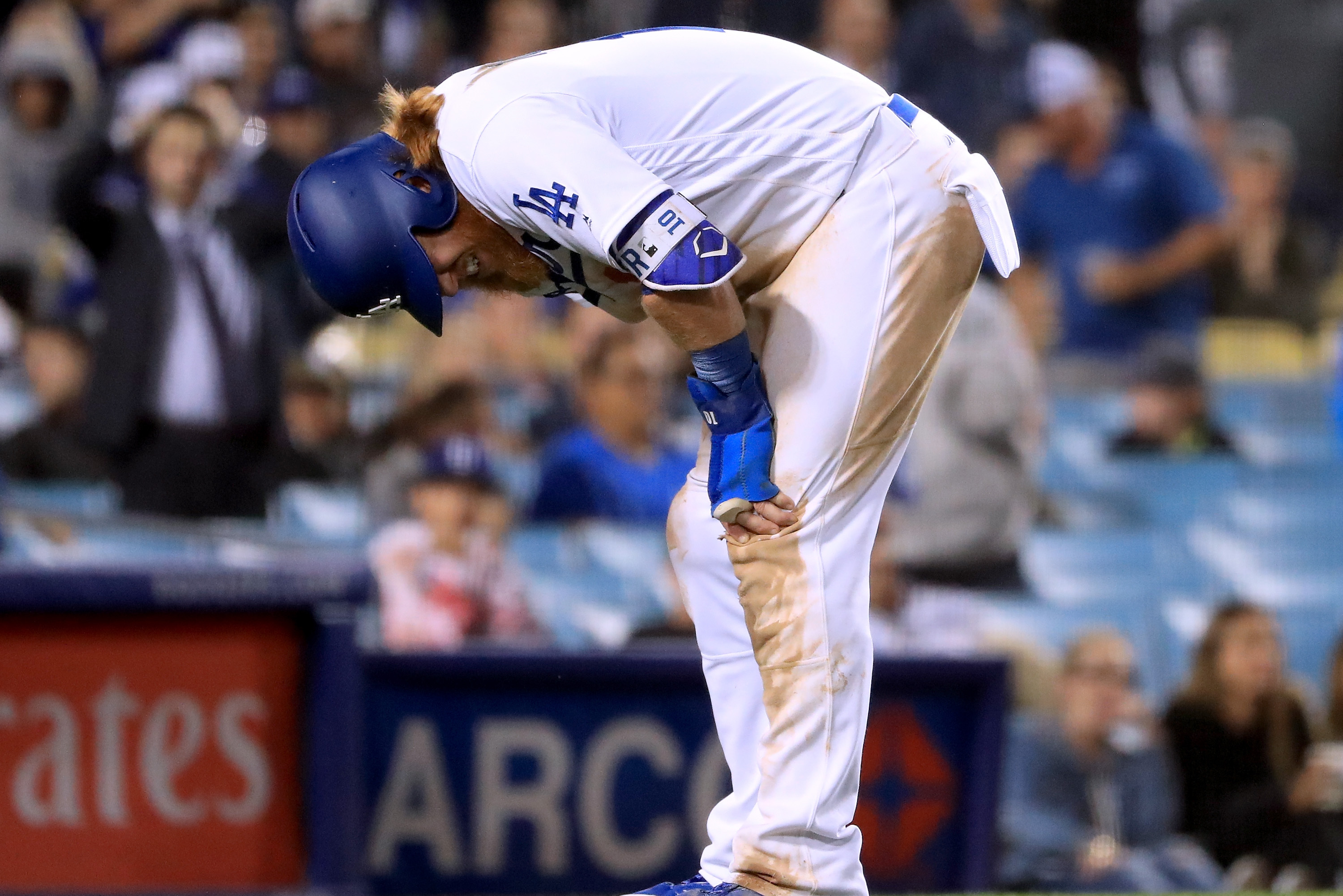 Justin Turner injury: Left hamstring strain ends Dodgers 3B