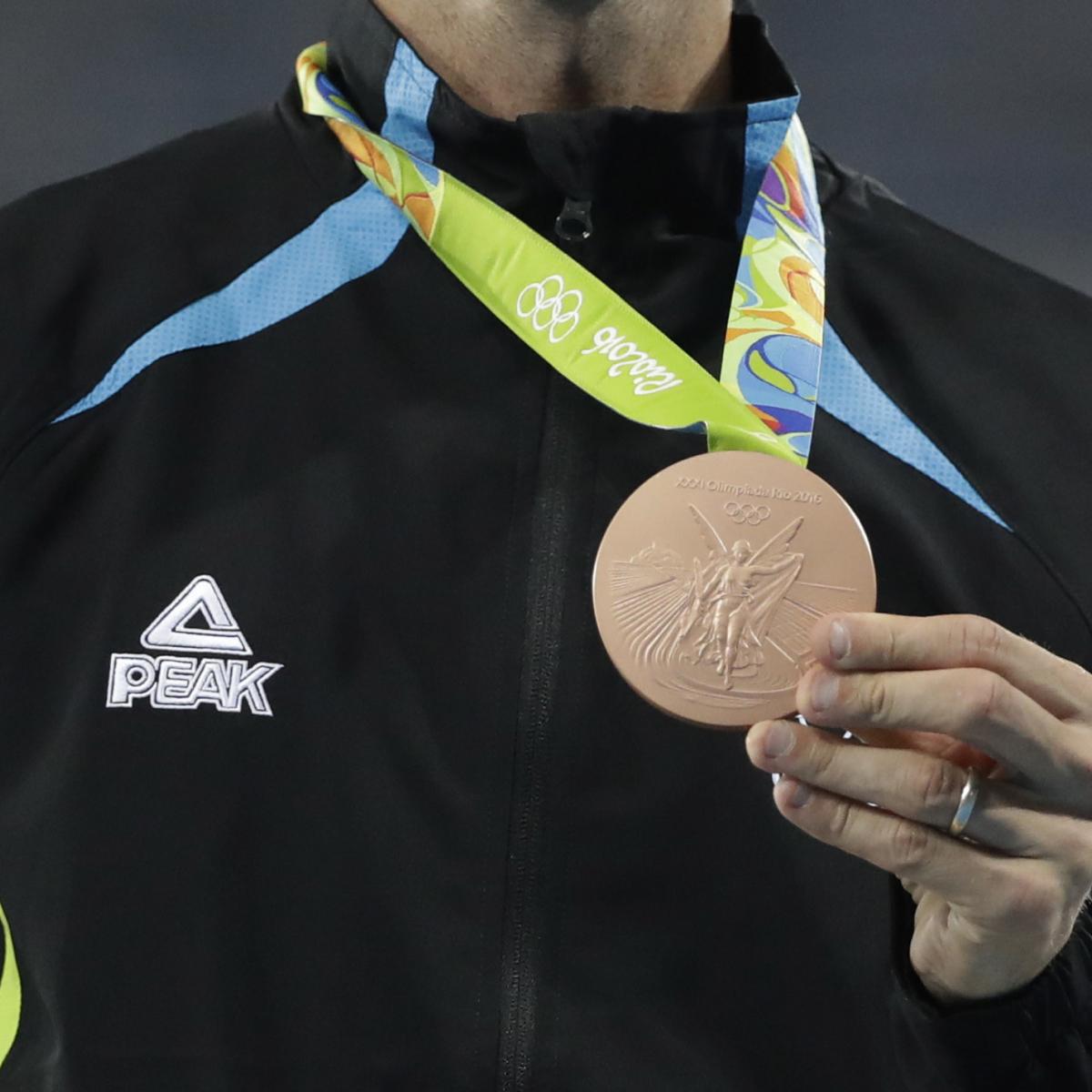 Over 100 16 Olympic Medals Returned Due To Rust Black Spots Bleacher Report Latest News Videos And Highlights