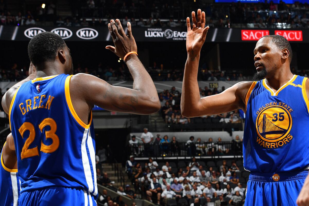 Warriors Tied 1989 And 2001 Lakers For Longest Win Streak To Start A warriors-tied-1989-and-2001-lakers-for-longest-win-streak-to-start-a