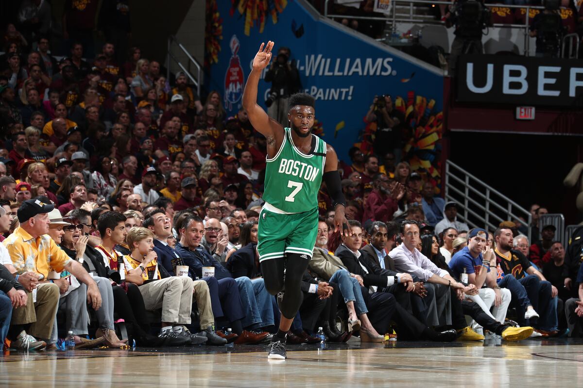 Jaylen Brown Questionable with Hip Injury Suffered in Game 4 vs