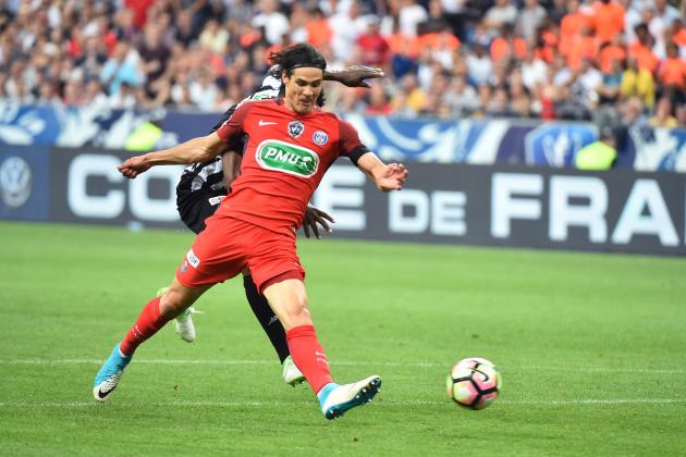 Paris Saint-Germain's Uruguayan forward Edinson Cavani kicks the ball and misses a goal opportunity during the French Cup final football match between Paris Saint-Germain (PSG) and Angers (SCO) on May 27, 2017, at the Stade de France in Saint-Denis, north of Paris. / AFP PHOTO / JEAN-FRANCOIS MONIER        (Photo credit should read JEAN-FRANCOIS MONIER/AFP/Getty Images)