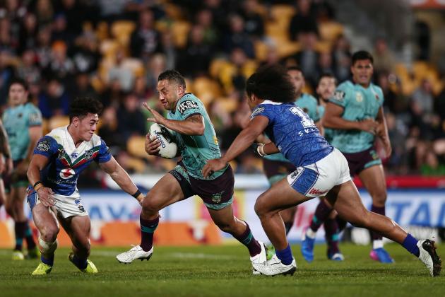 AUCKLAND, NEW ZEALAND - MAY 27:  Benji Marshall of the Broncos makes a break during the round 12 NRL match between the New Zealand Warriors and the Brisbane Broncos at Mt Smart Stadium on May 27, 2017 in Auckland, New Zealand.  (Photo by Anthony Au-Yeung/Getty Images)