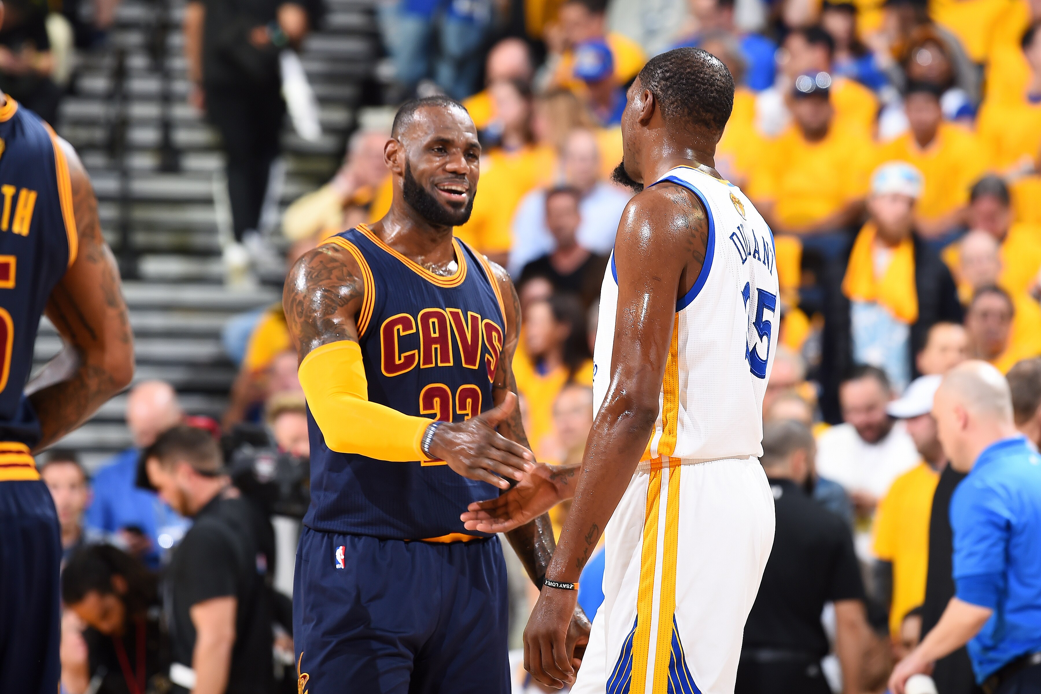 如何看待詹皇加盟流言？ 杜蘭特：狗屎！ 科爾：想讓我被罰？-黑特籃球-NBA新聞影音圖片分享社區