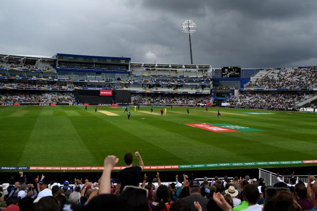 BIRMINGHAM, ENGLAND - JUNE 02:  Dark skies approach as Adam Milne of New Zealand dismisses Aaron Finch of Australia during the ICC Champions Trophy match between Australia and New Zealand at Edgbaston on June 2, 2017 in Birmingham, England.  (Photo by Gareth Copley/Getty Images)