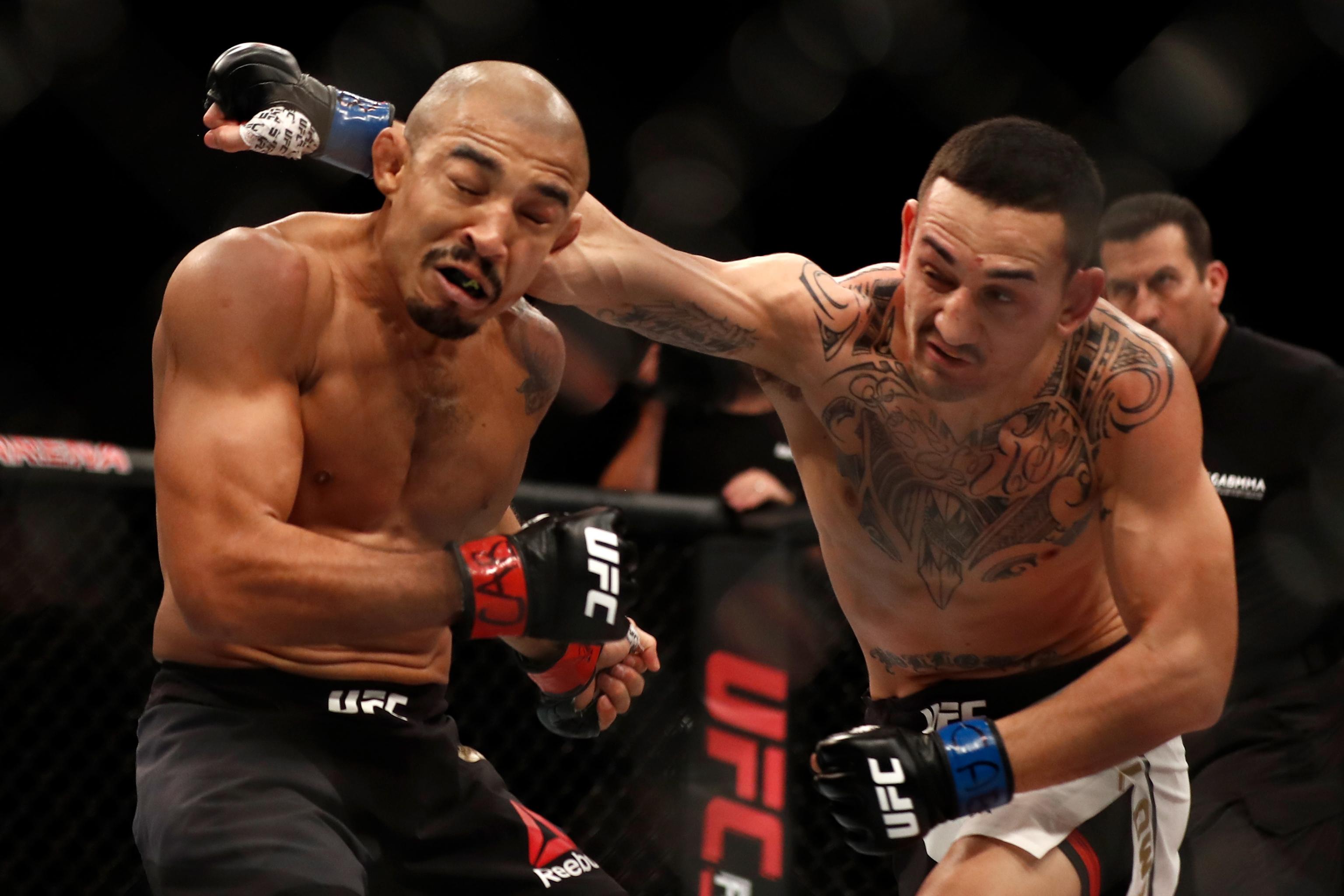 212 Results: Max Holloway Defeats Jose Aldo via TKO in Main Event | Bleacher Report | Latest Videos and Highlights
