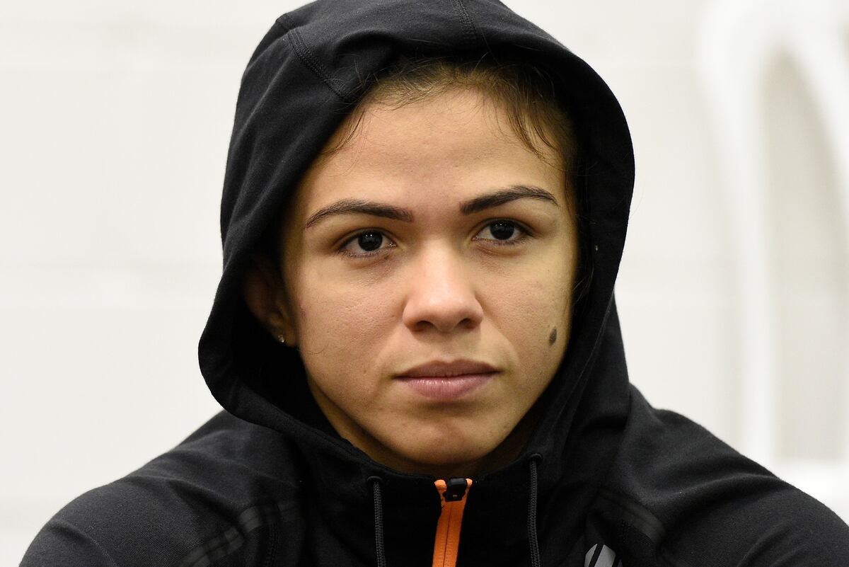 The Scary Before, During and After of a UFC Weight Cut with Claudia Gadelha | Bleacher Report ...