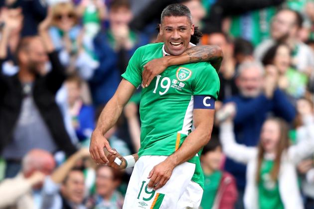 DUBLIN, IRELAND - JUNE 04: Jonathan Walters of Republic of Ireland celebrates scoring the opening goal during the International Friendly match between Republic of Ireland and Uruguay at Aviva Stadium on June 4, 2017 in Dublin, Ireland. (Photo by Ian Walton/Getty Images)