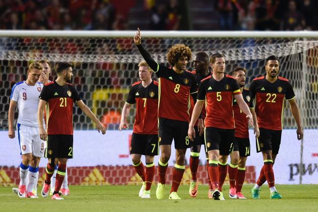 Belgium's midfielder Marouane Fellaini (C) celebrates after scoring during a friendly football match between Belgium and Czech Republic, at the King Baudouin Stadium, on June 5, 2017 in Brussels. / AFP PHOTO / JOHN THYS        (Photo credit should read JOHN THYS/AFP/Getty Images)