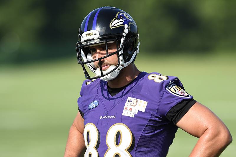 Dennis Pitta Released by Ravens After Suffering Hip Injury During ...