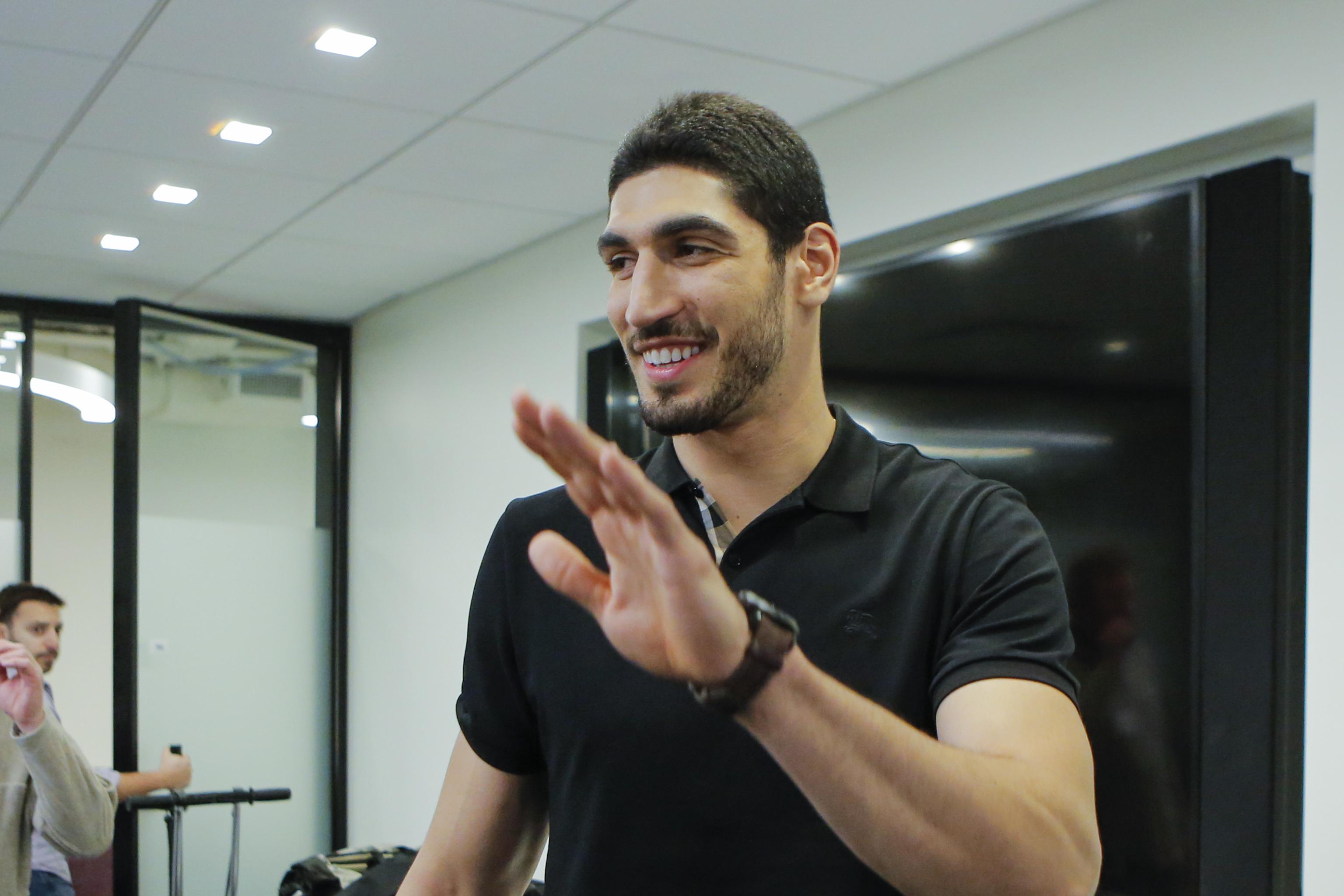 I could cry': Former OKC Thunder player Enes Kanter says father released  from Turkish prison