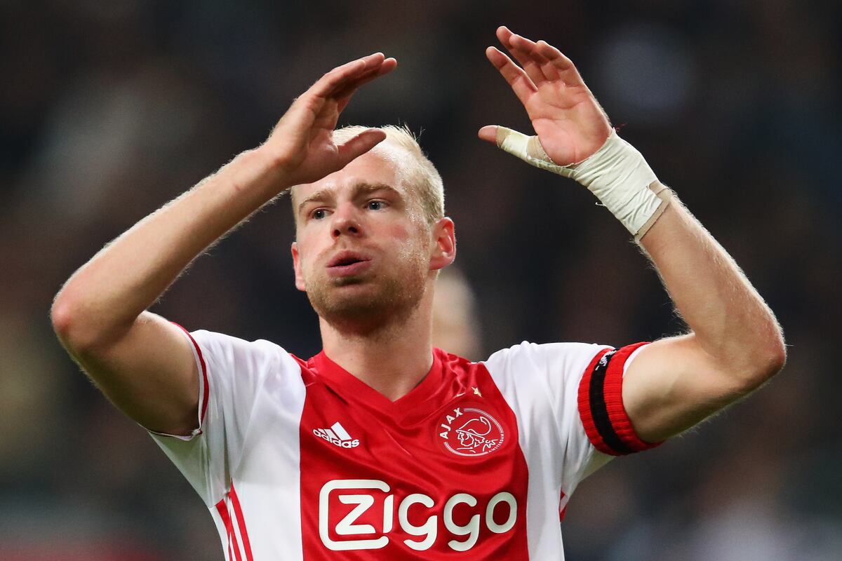 Davy Klaassen, Everton Agree to 5-Year Contract After €27 ...