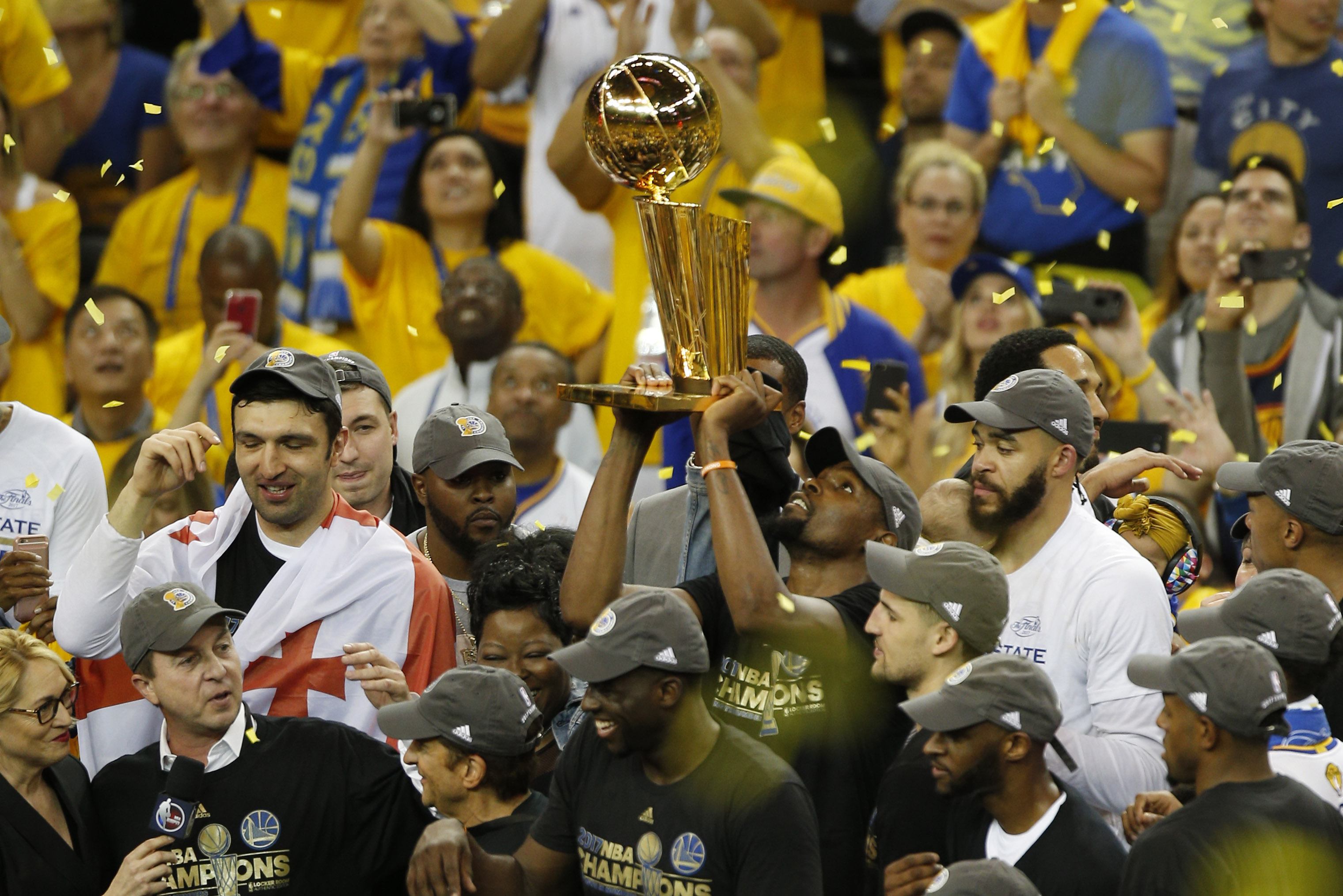Golden State Warriors 2017 NBA Finals Champions Official Locker Room Grey  T-Shirt