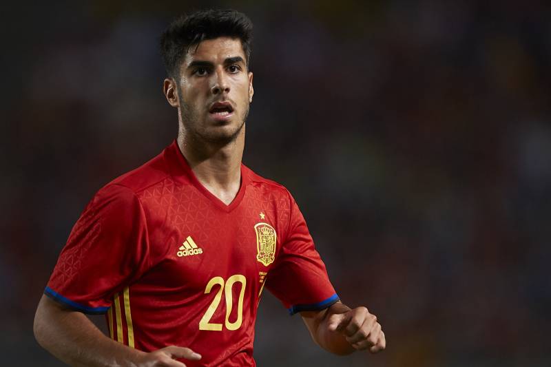 MURCIA, SPAIN - JUNE 07:  Marco Asensio reacts during the international friendly match between Spain and Colombia at Nueva Condomina stadium on June 7, 2017 in Murcia, Spain.  (Photo by fotopress/Getty Images)