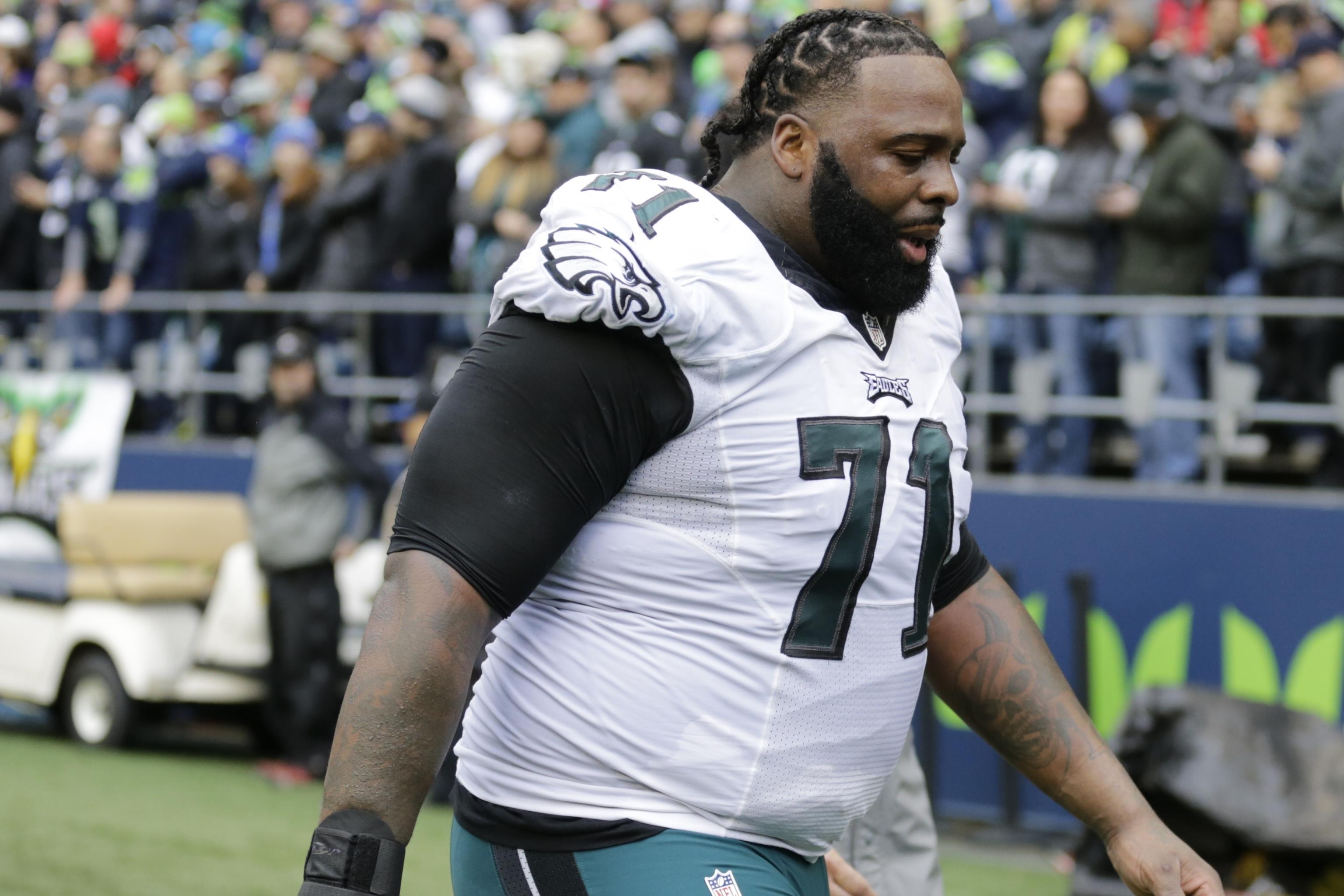 Eagles give Jason Peters a contract extension one day after he