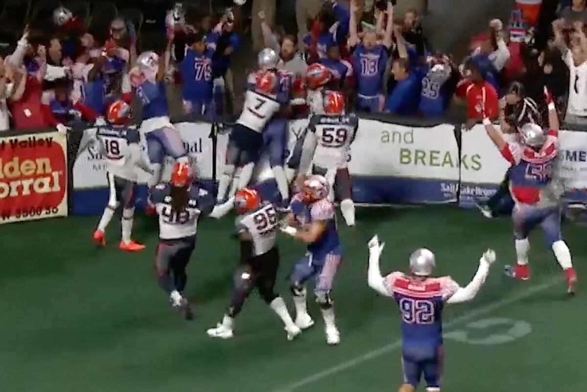 First FanRun Football Team Is RealLife Mashup of Madden and Fantasy