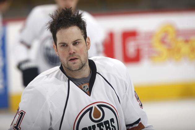 Edmonton Oilers center Mike Comrie warms up before facing the Colorado Avalanche in the first period of an NHL hockey game in Denver on Saturday, Feb. 6, 2010. (AP Photo/David Zalubowski)