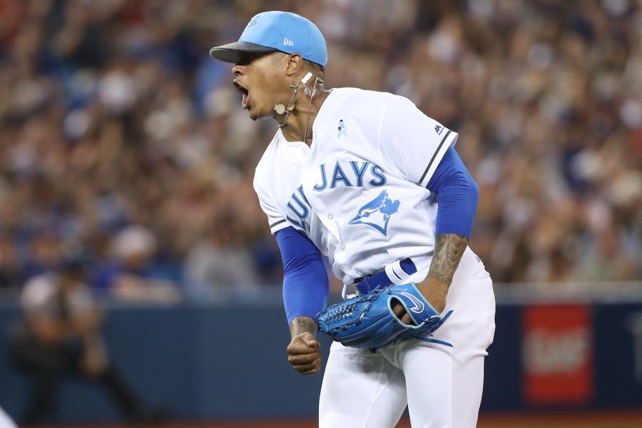 Marcus Stroman raps a few bars with Mike Stud at Toronto gig - watch