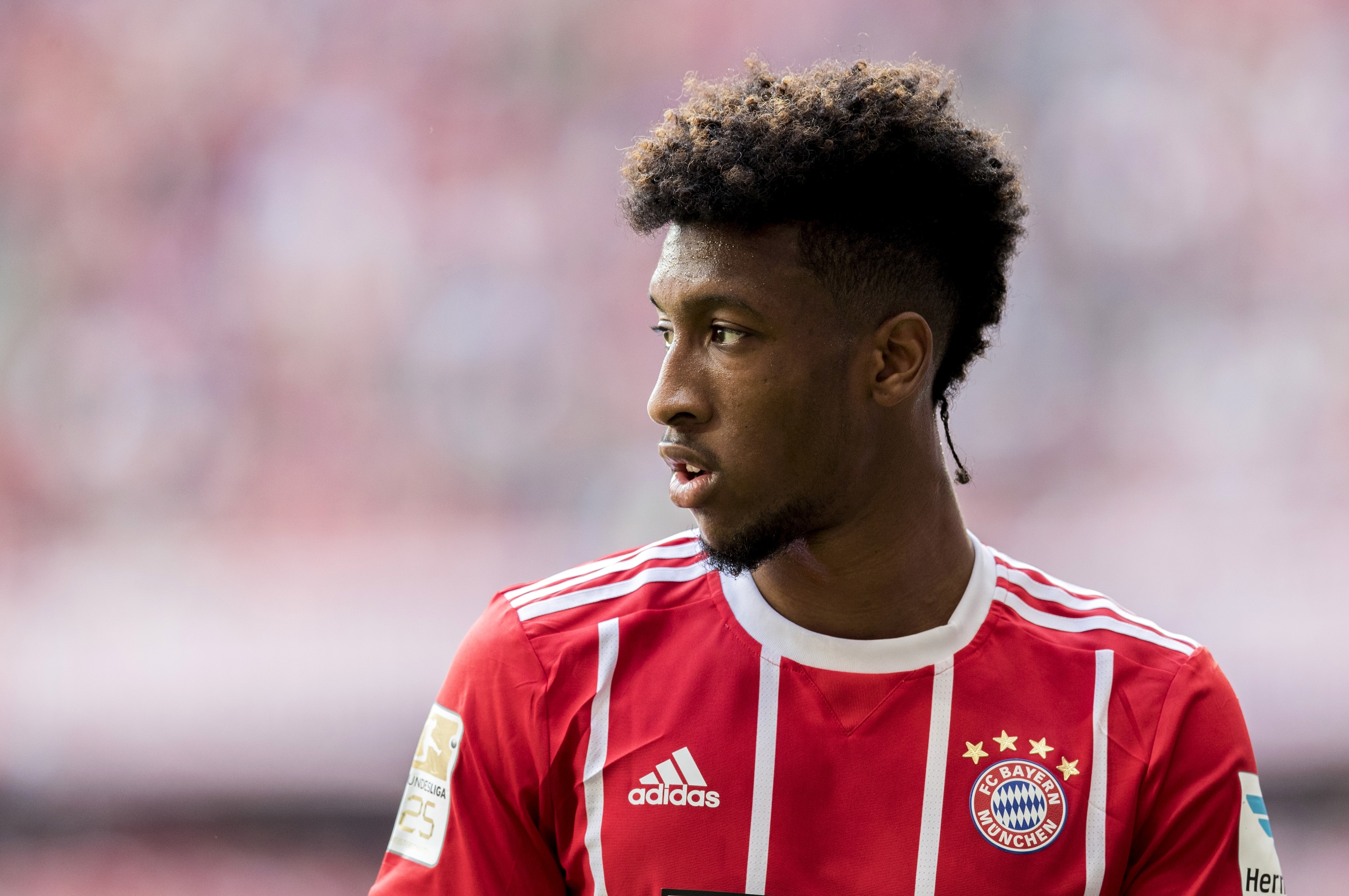 photo Kingsley Coman Hair bayern munich s kingsley coman arrested