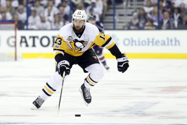 Pittsburgh Penguins' Nick Bonino plays against the Columbus Blue Jackets during Game 3 of a first-round NHL hockey playoff series Sunday, April 16, 2017, in Columbus, Ohio. (AP Photo/Jay LaPrete)