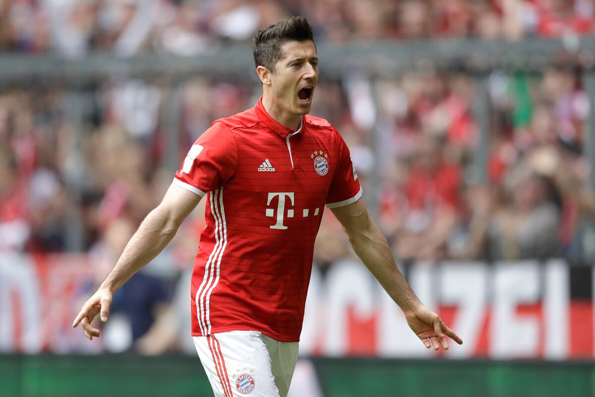 Bayern Munich Transfer News: Latest on Robert Lewandowski ...