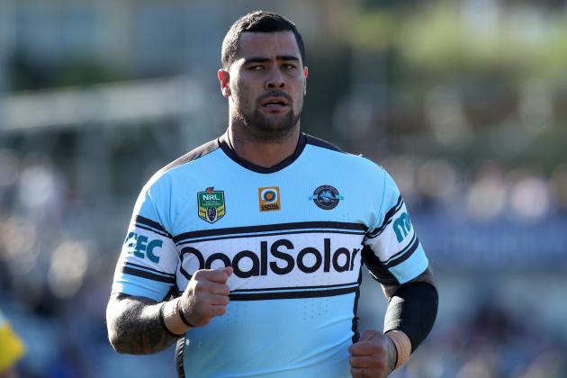 GOSFORD, AUSTRALIA - JULY 01:  Andrew Fifita of the Sharks in the warm up before the round 17 NRL match between the Sydney Roosters and the Cronulla Sharks at Central Coast Stadium on July 1, 2017 in Gosford, Australia.  (Photo by Tony Feder/Getty Images)